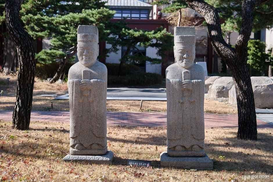 Seoul Museum of History, a kid-friendly indoor spot, good for rainy days, stroller-friendly, in Seoul
