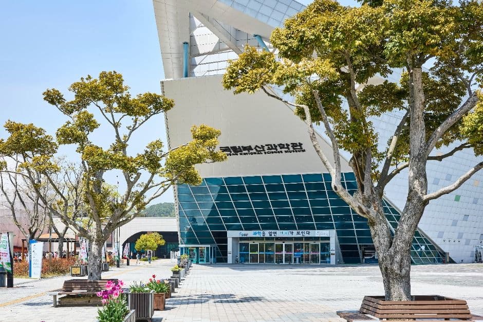 Busan National Science Museum, a kid-friendly indoor spot, good for rainy days, in Busan
