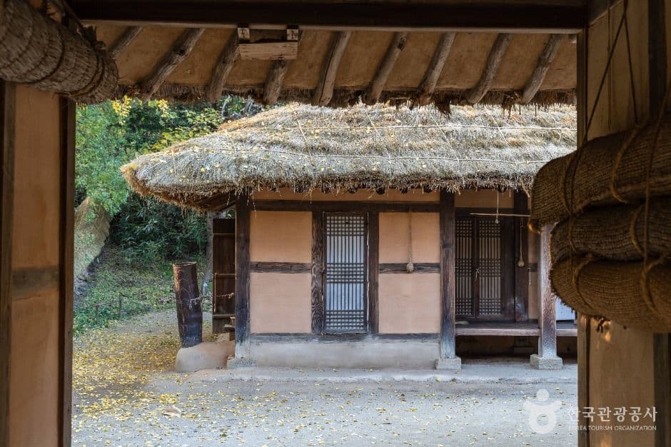 Korean Folk Village — family-friendly place in Gyeonggi, Korea