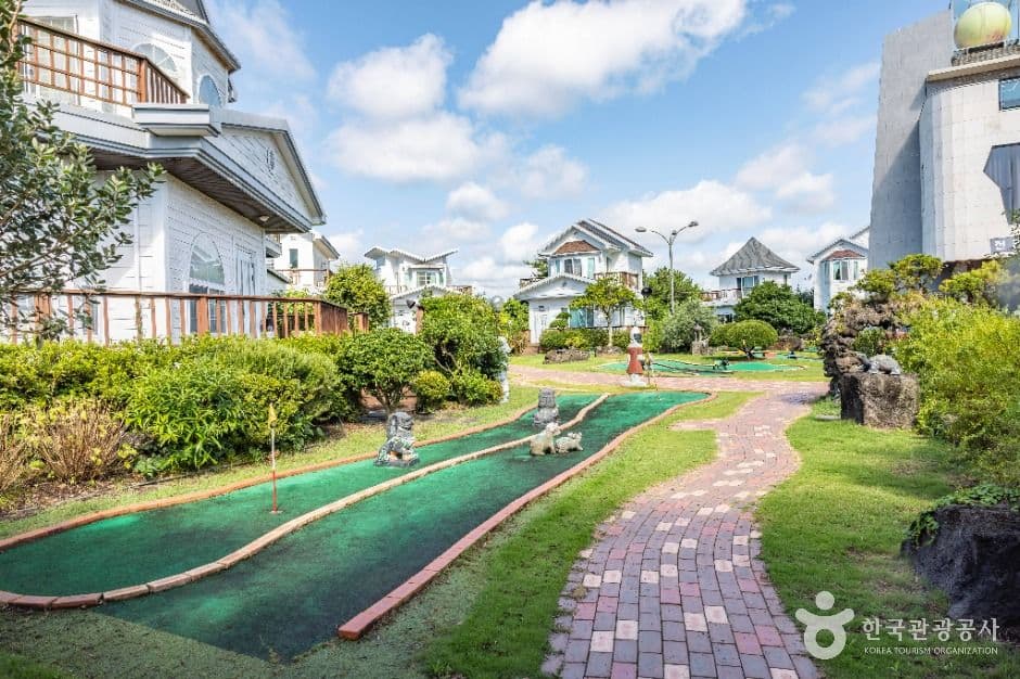 Jeju Herb Dongsan, a family-friendly place