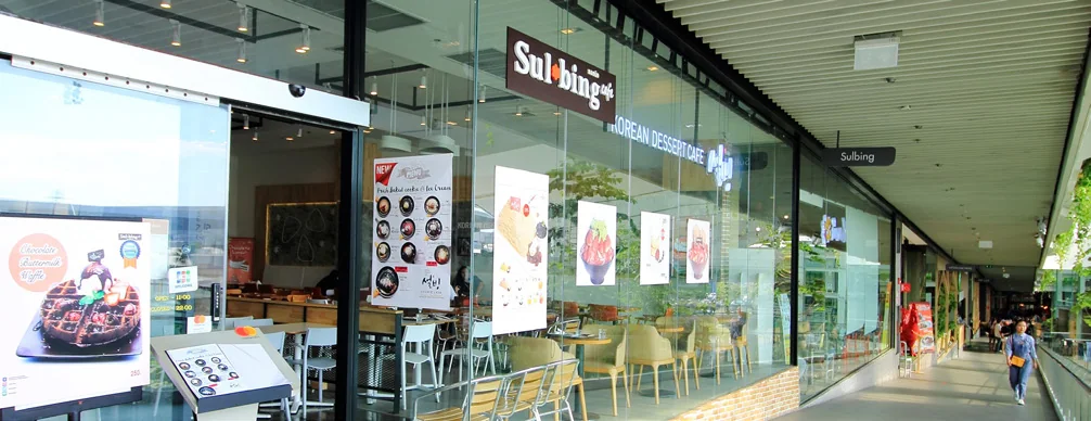 Official Sulbing storefront with Korean Dessert Cafe signage